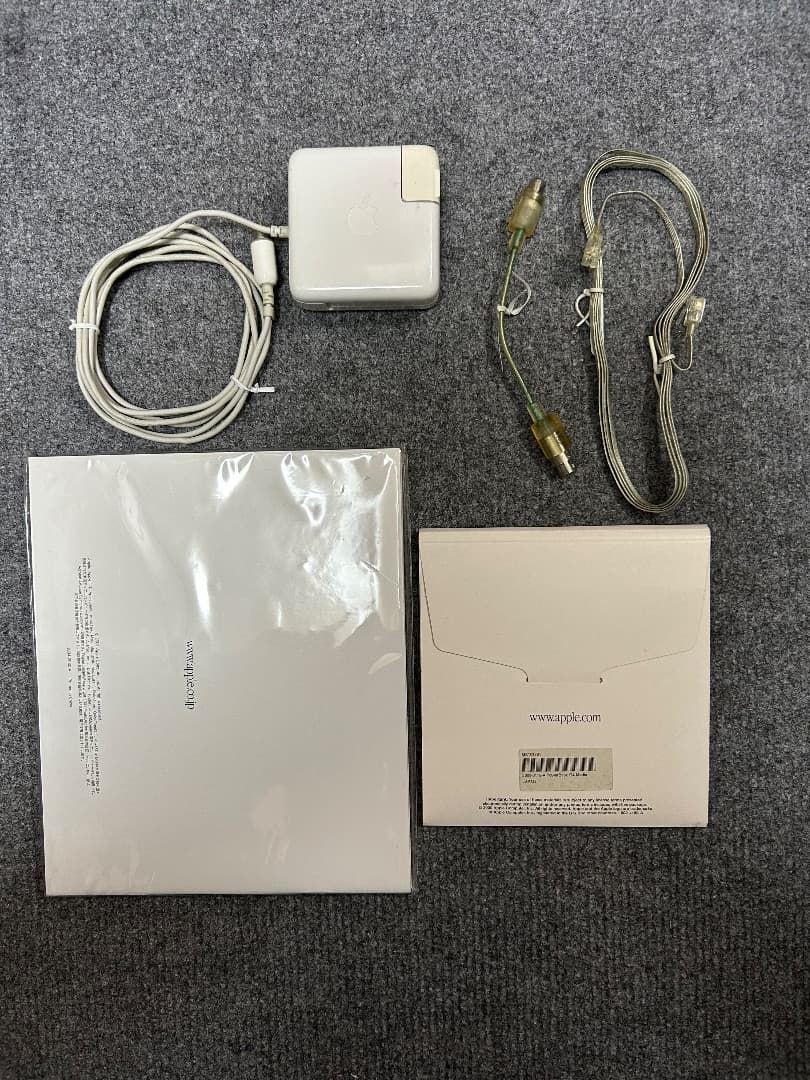 コレクター品 PowerBookG4 667MHz 512Mb 48Gb OS9