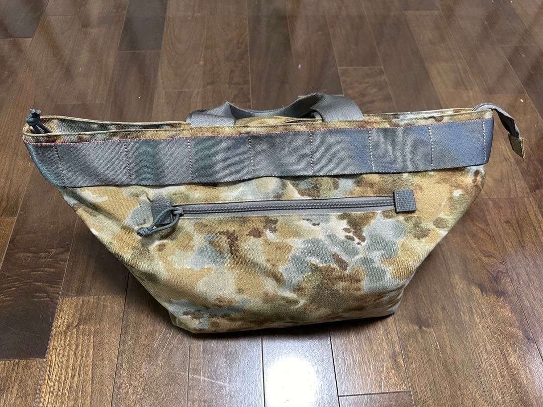 ブリーフィング カモ柄　トートバッグ