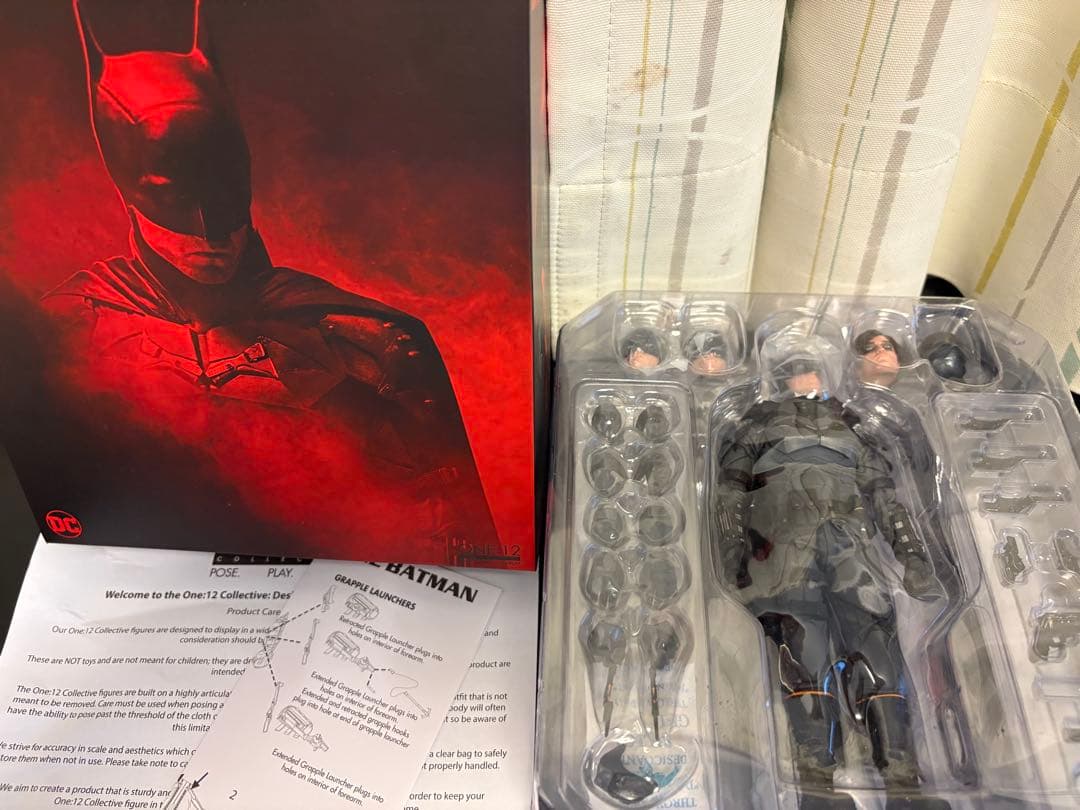 mezco メズコ ザバットマン MAFEX フィギュアーツ マーベルレジェンド