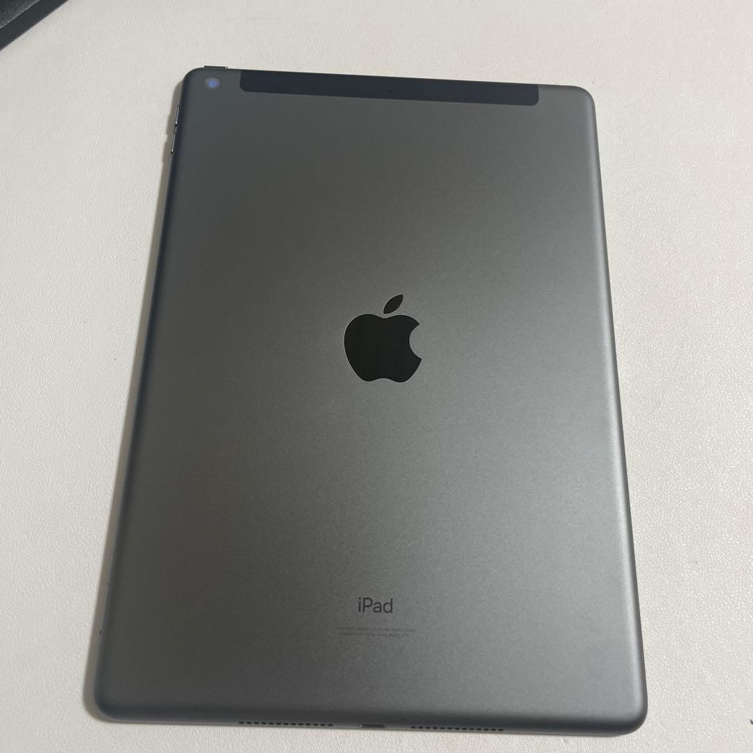 iPad (第9世代) Wi-Fi+Cellular 64GB スペースグレイ