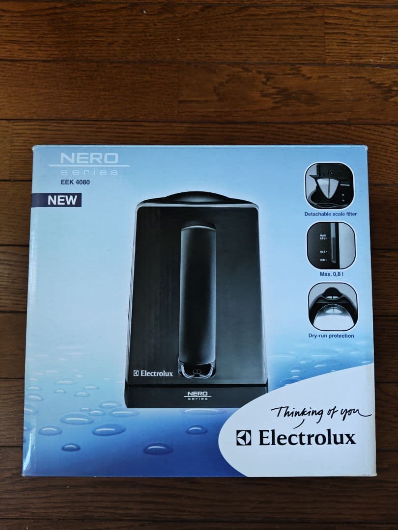 エレクトロラックス　ミニコードレスケトル　EEK4080【匿名配送】