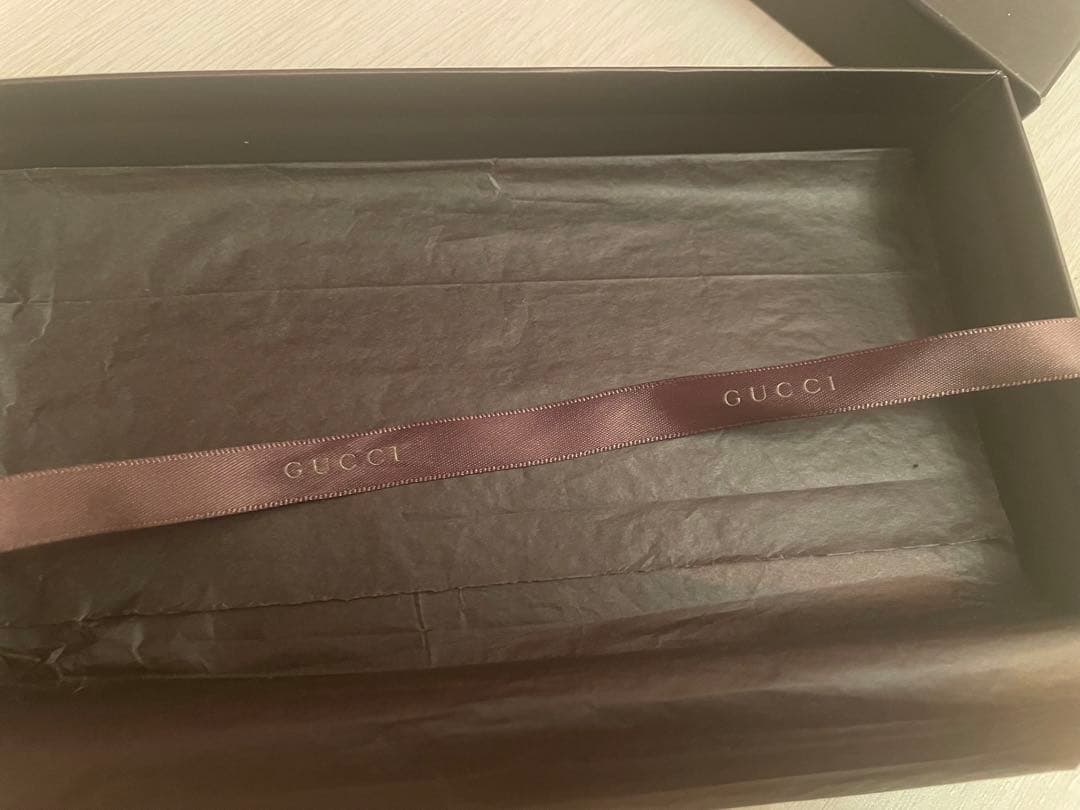 GUCCI GG柄 長財布 箱・タグ付き　黒