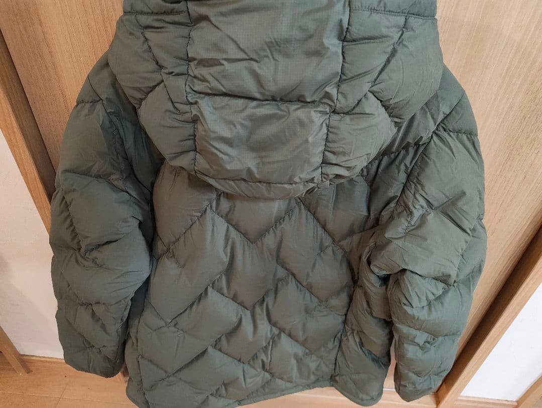 mont-bell ネージュダウンパーカー カーキ M-R サイズ 希少入手困難