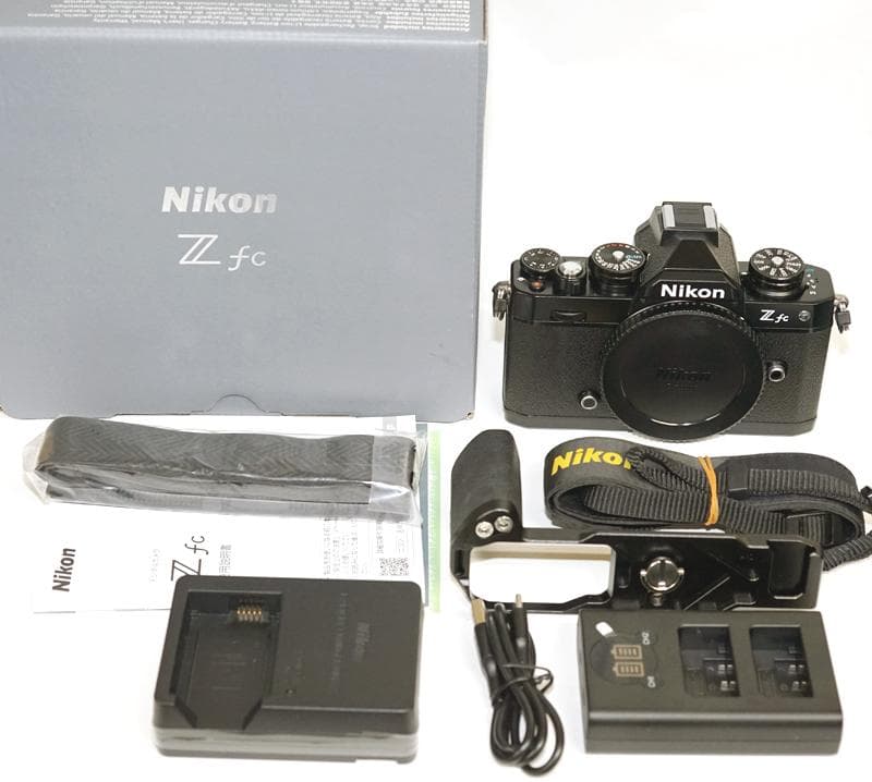 Nikon ミラーレス一眼　Zｆｃ