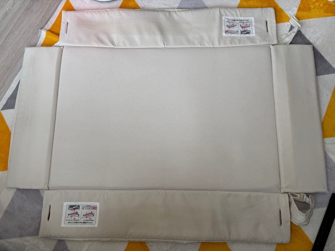 Aprica ココネルエアー　ベビーベッド メッシュ ベージュ