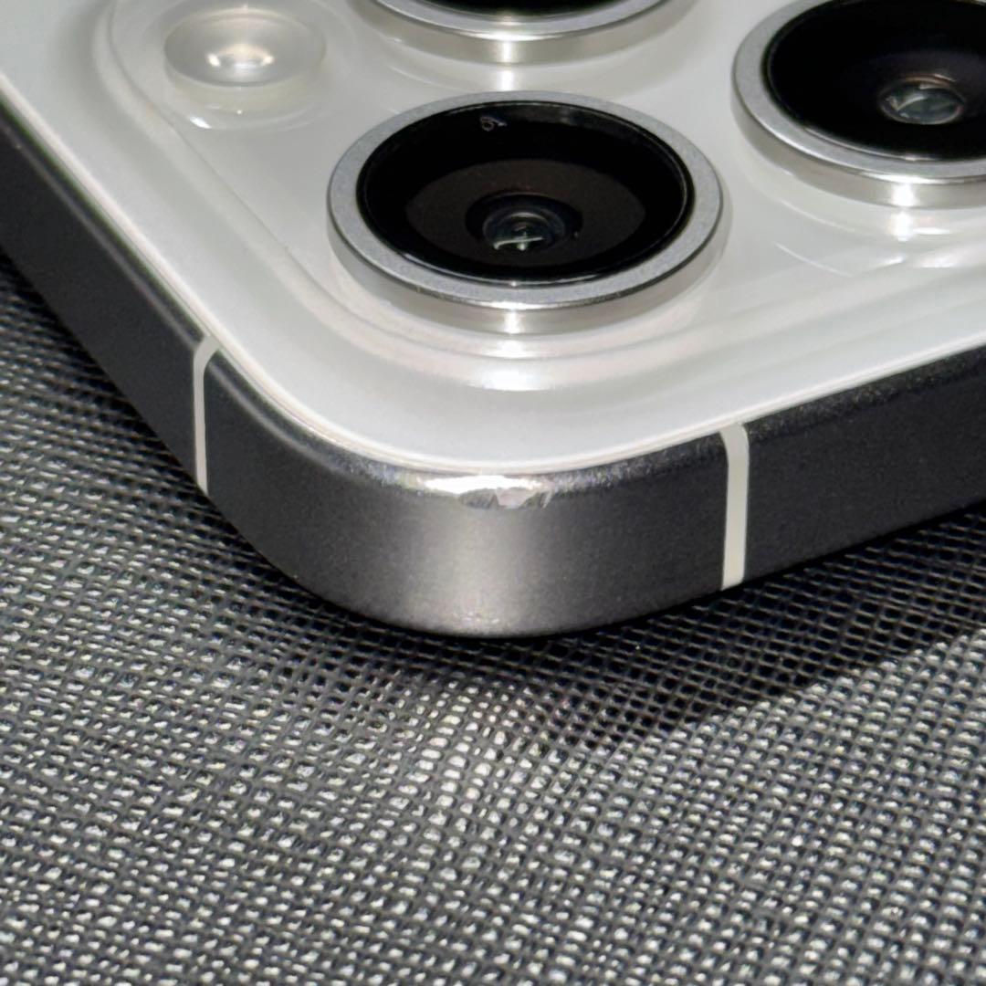 iPhone 15 Pro 512GB SIMフリー ホワイトチタニウム