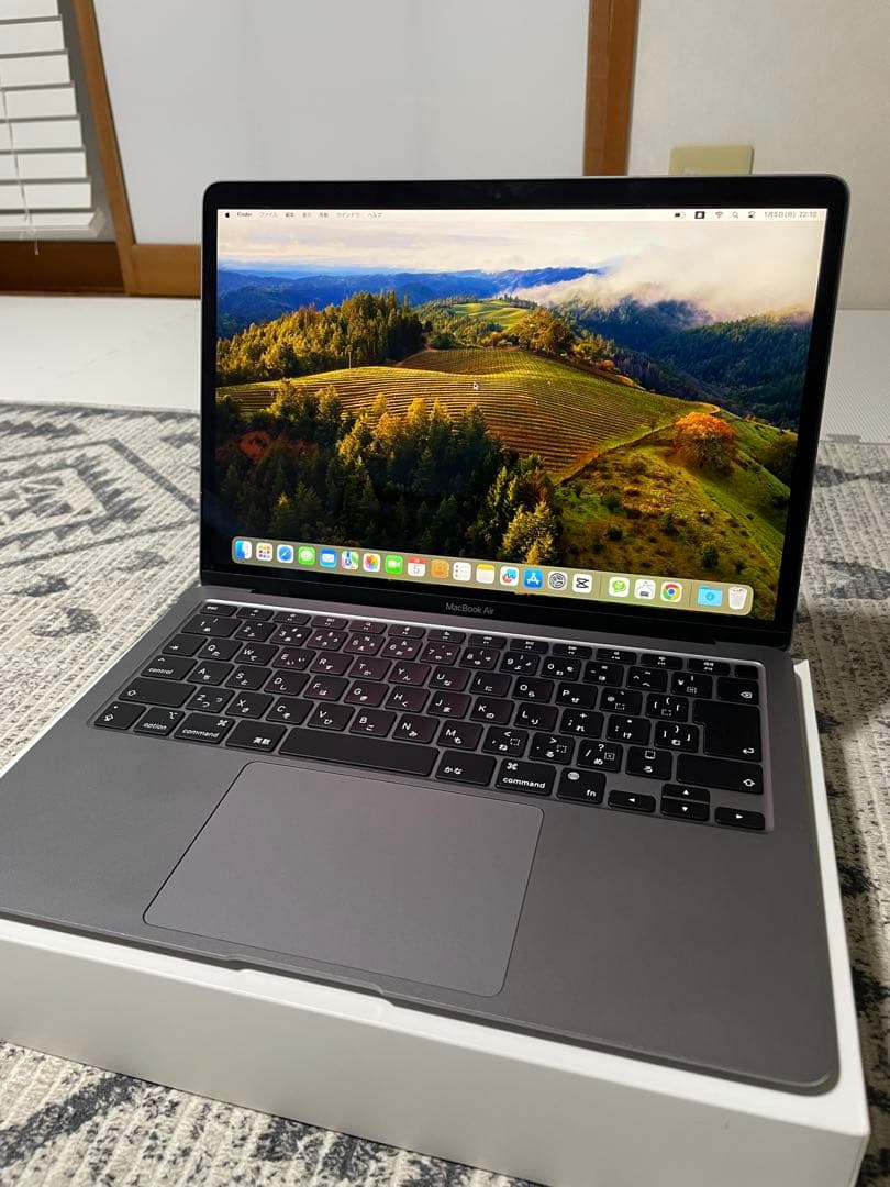 【美品・箱備品あり】MacBook Air M1 2020 8GB/256GB