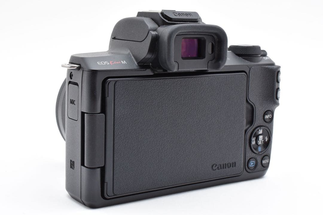 【極美品】 CANON EOS KISS M 15-45mm IS STM