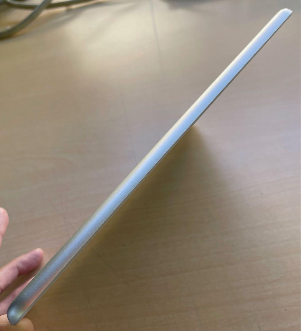 iPad 第6世代　A1893　Wi-Fiモデル　シルバー　32GB 美品　#7