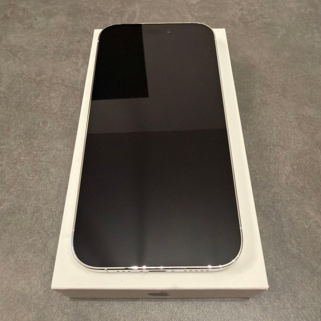 【タオガンさん専用】Apple iPhone 14 Pro ホワイト 本体