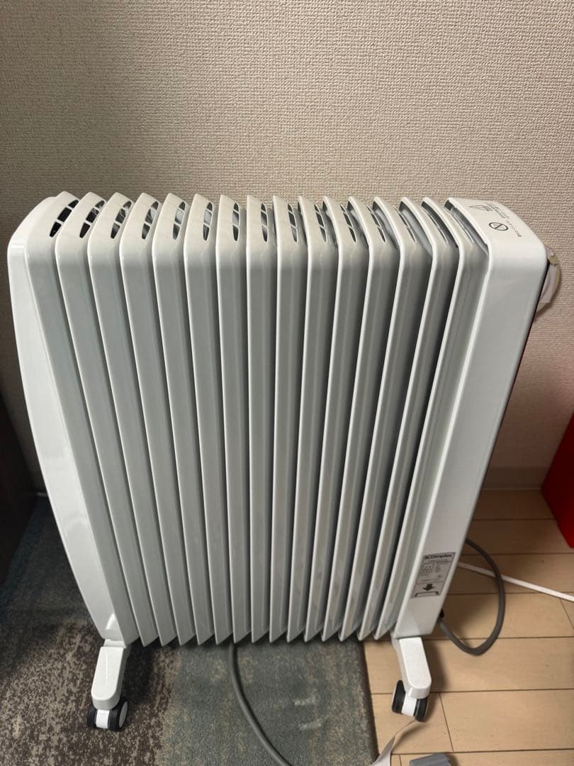 Dimplex オイルフリーヒーター 白色  元値: 3.8万円