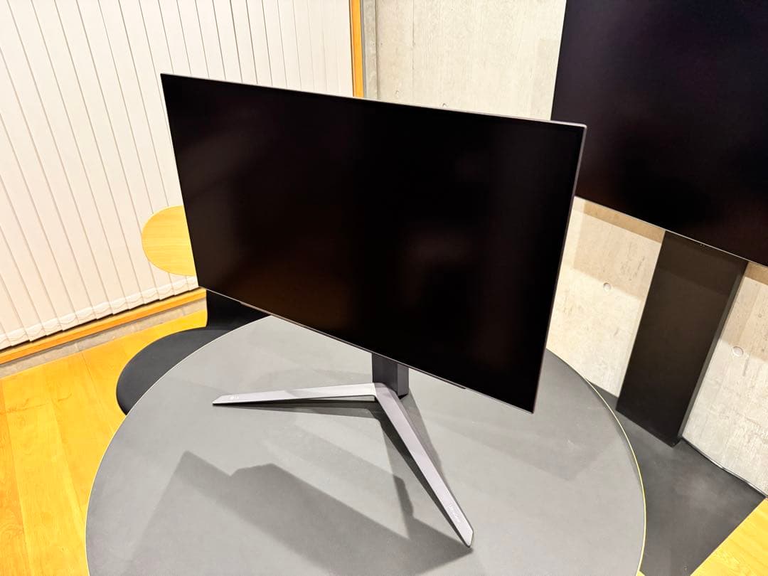 LG UltraGear 27GR95QE-B 240Hz 有機ELモニター