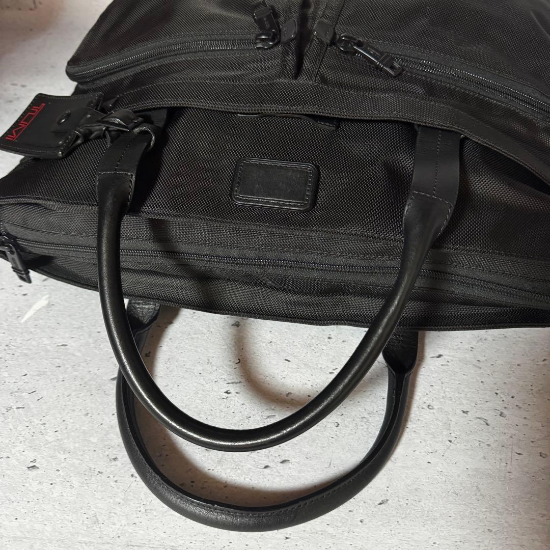 TUMI Alpha Ballistic コンパニオントートバッグ ブラック