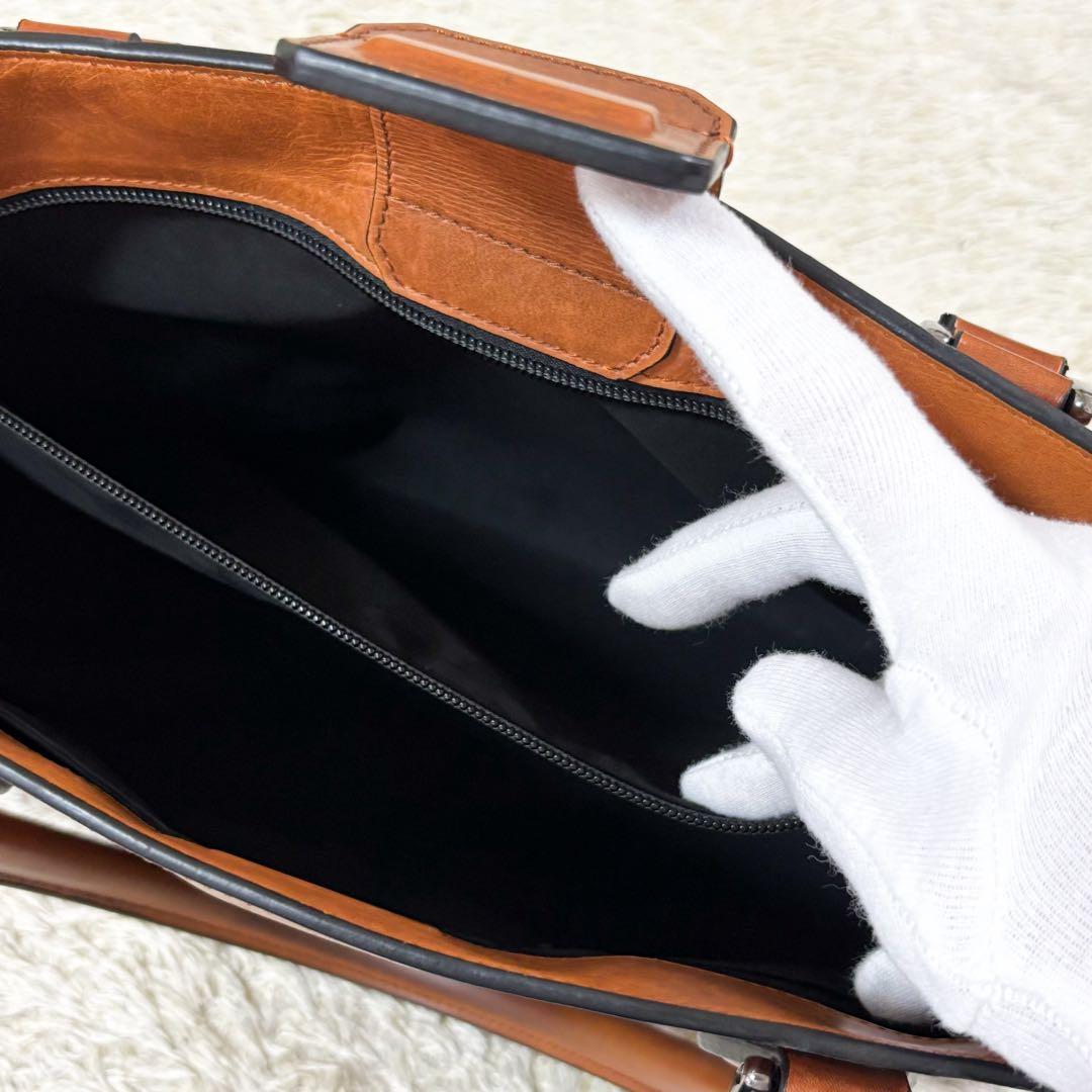 【美品】ベルルッティ トゥジュール ミニ カリグラフィ スクリットレザー 茶色