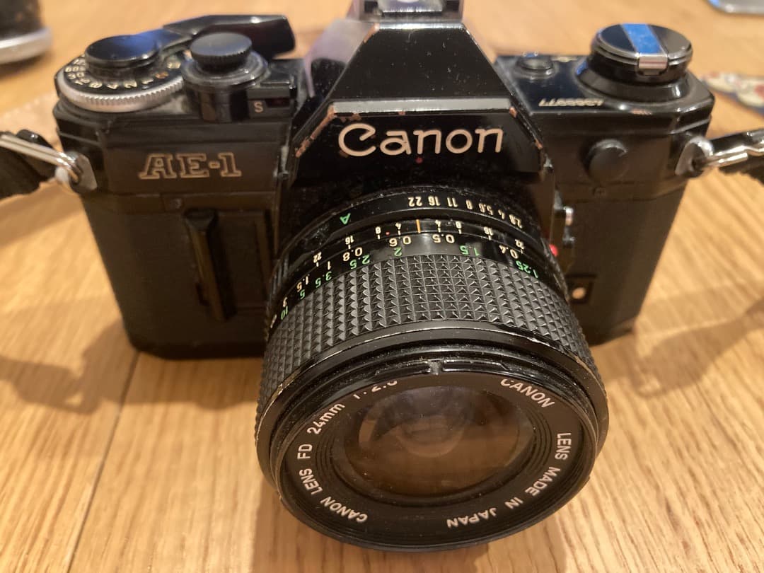 Canon AE-1 フィルム一眼レフカメラ+レンズ 50mm+レンズ 24mm