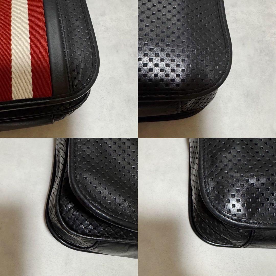 バリー　メッセンジャーバッグ　パンチング　トレインスポッティング　A4