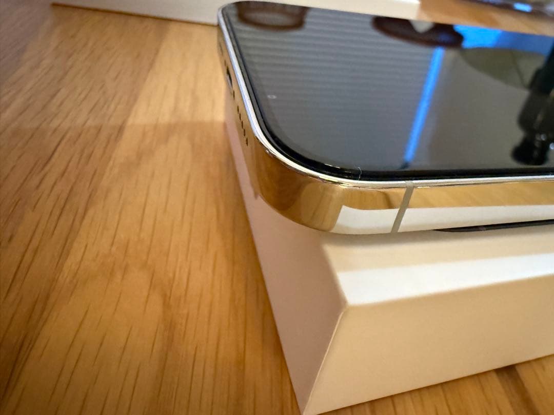 美品　Apple iPhone 14 Pro シルバー 本体 256GB