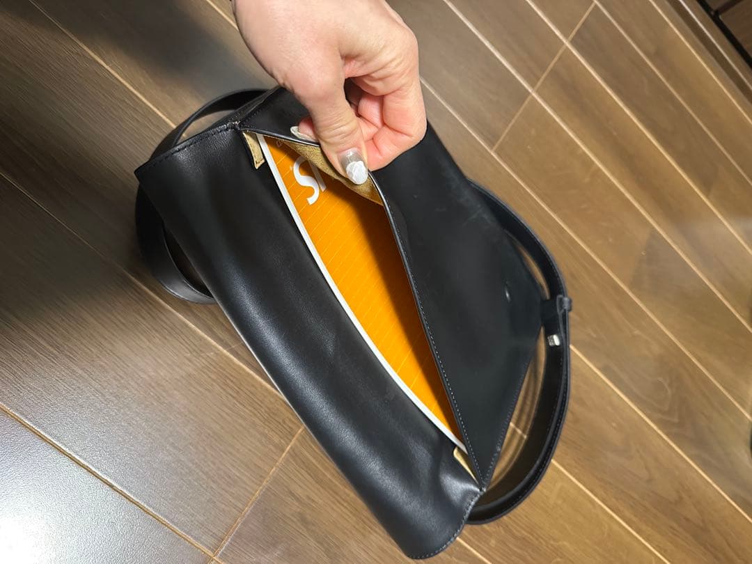 2855 LOEWE ロエベ ガセットフラット メッセンジャー ショルダー