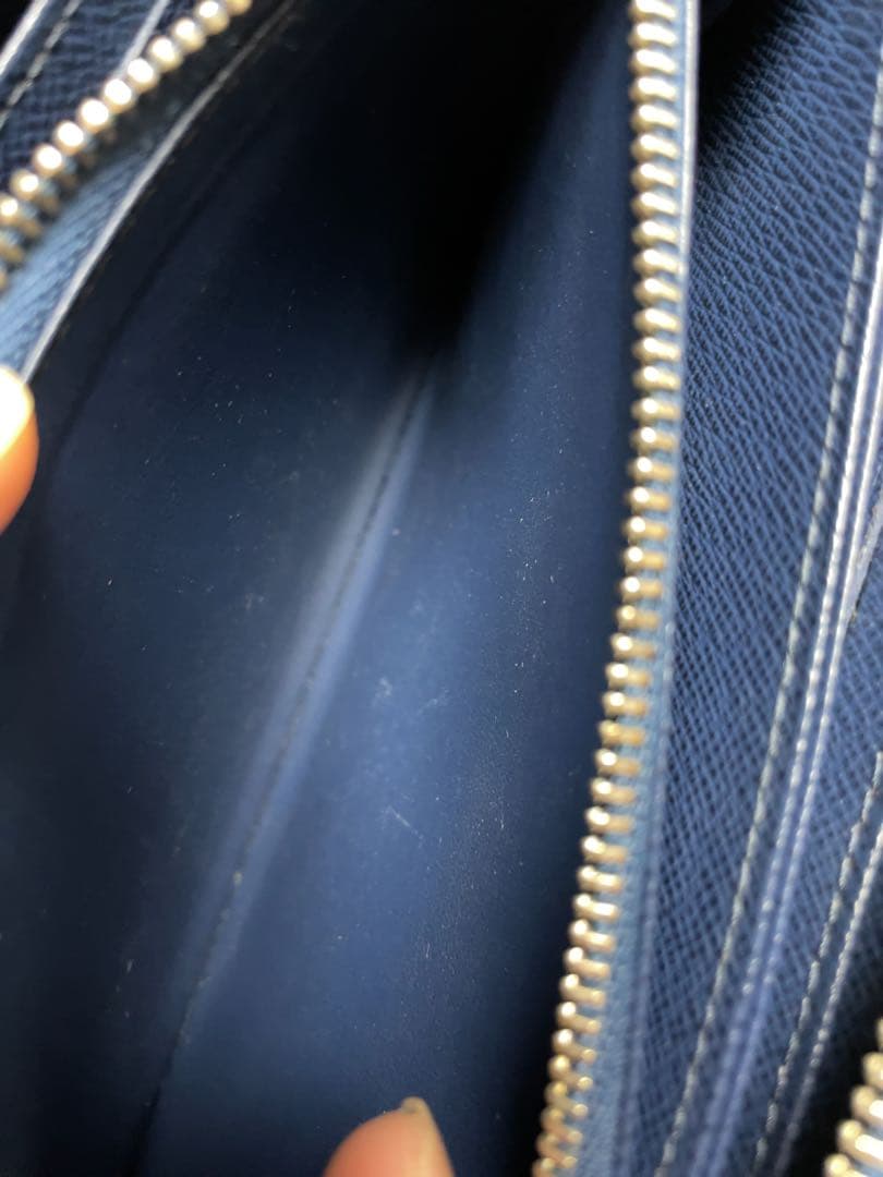 き*ち様 極美品 IC内蔵付属品多数！ルイヴィトン エピ 新型ジッピーウォレット