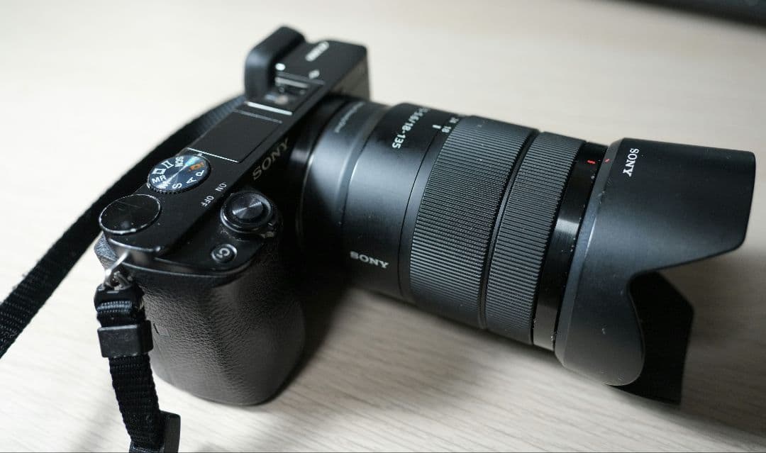 Sony α6000 ミラーレス一眼 本体とレンズセット