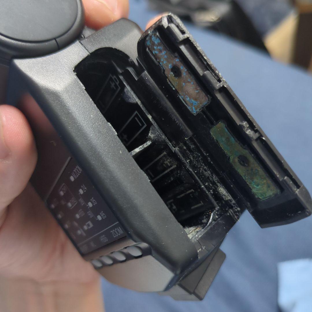 Nikon D50 デジタル一眼レフカメラセット (本体、純正レンズ3本他)