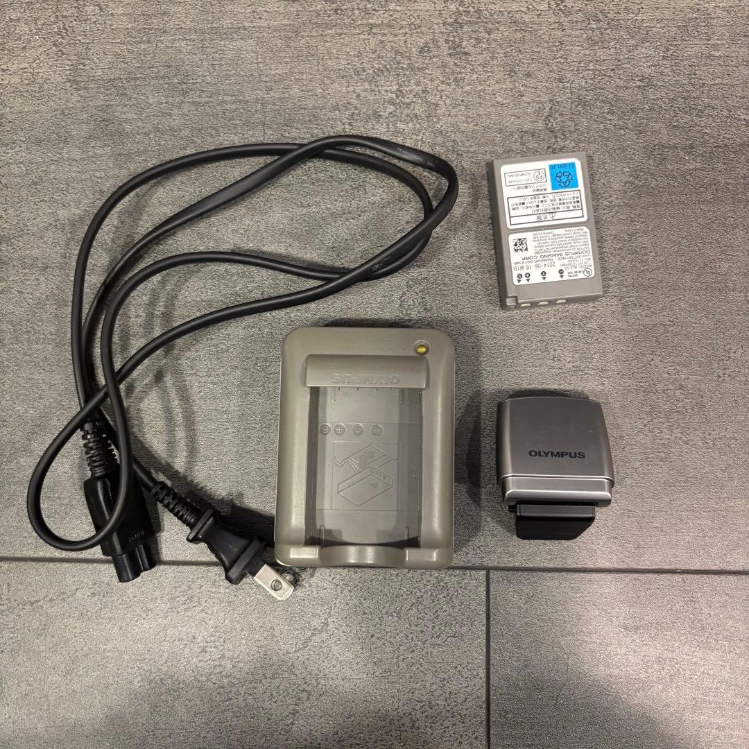 【望遠レンズ付き】OLYMPUS PEN Lite E-PL7 ミラーレス一眼