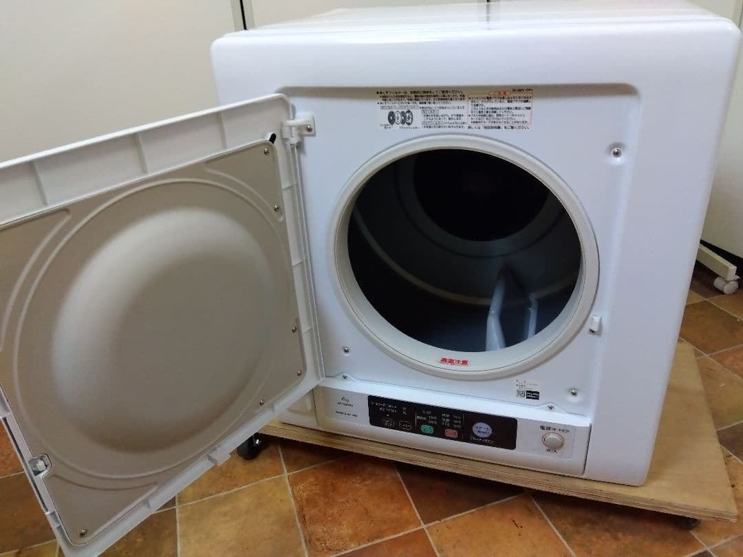 日立 除湿型電気衣類乾燥機 6,0kg DE-N60WV 20年製