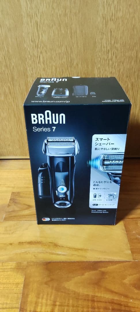 BRAUN Series 7　7760cc 洗浄機付