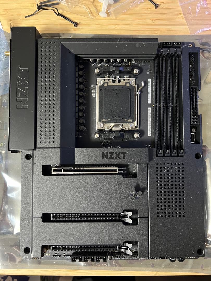 【ジャンク】NZXT N7 B650E