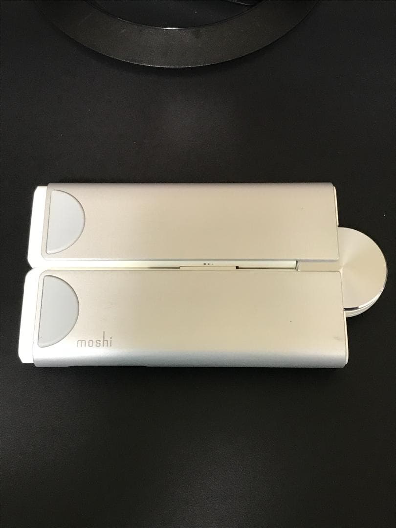 USB接続ファン式ポータブル冷却台 moshi zefyr2