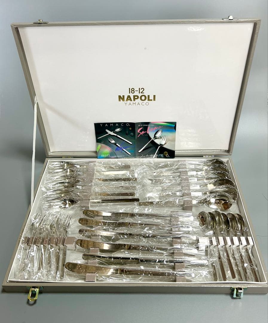 カトラリーセット（YAMACO NAPOLI 18-12 ステンレス製 ）