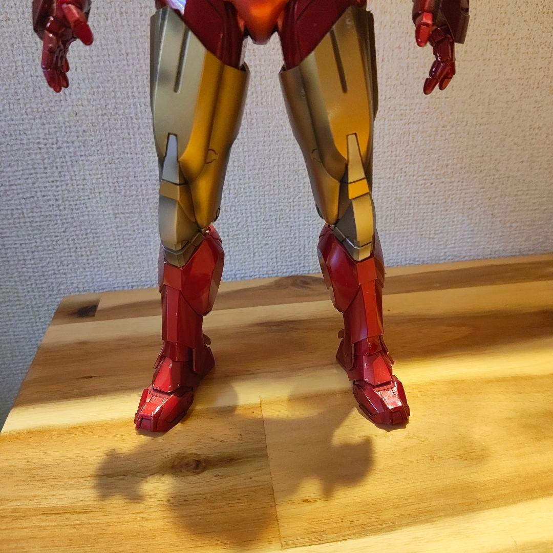 【送料無料】HOTTOYS ホットトイズ アイアンマン2 マーク6 フィギュア