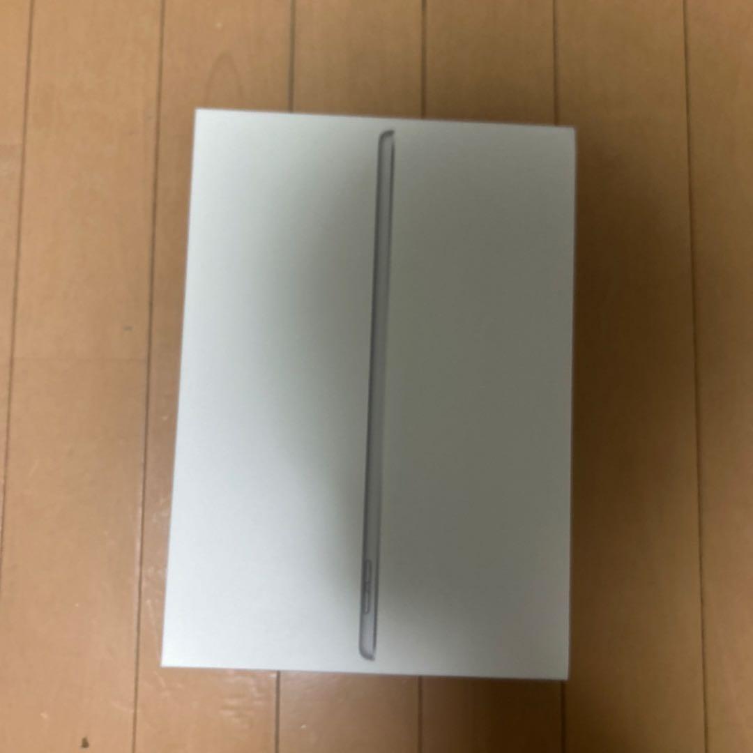 iPad (第9世代) Wi-Fi シルバー 本体