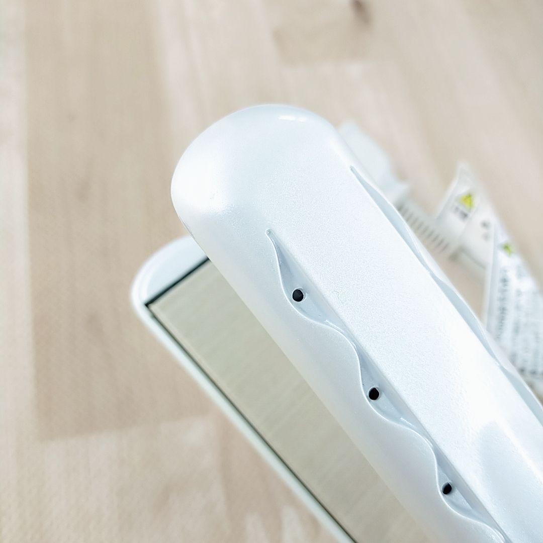 ほぼ未使用○KINUJO 絹女 ストレート アイロン ホワイト