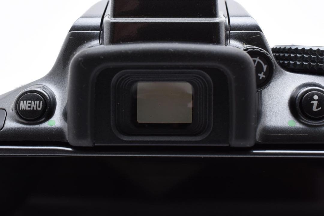 ニコン D5300☆一眼レフカメラ☆S数僅か200回☆Wi-Fi☆グレー