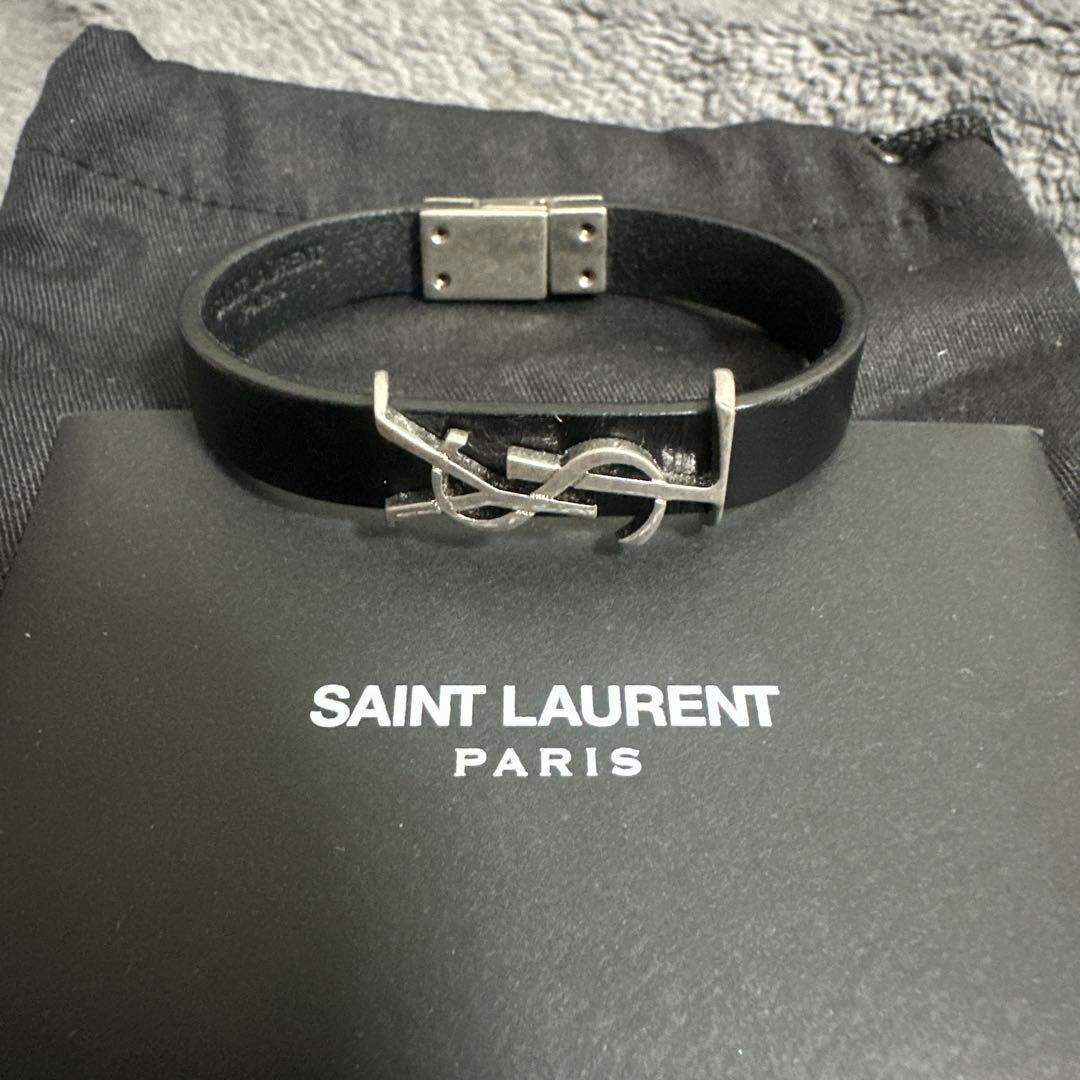 SAINT LAURENT カサンドラ ブレスレット(レザー)