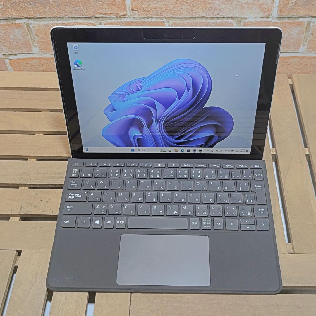 (2615)Surface Go 充電回数88回 良好