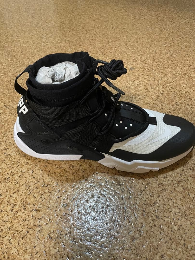 【新品未使用タグ付き】Nike エアハラチグリップ 10.5 US 28.5