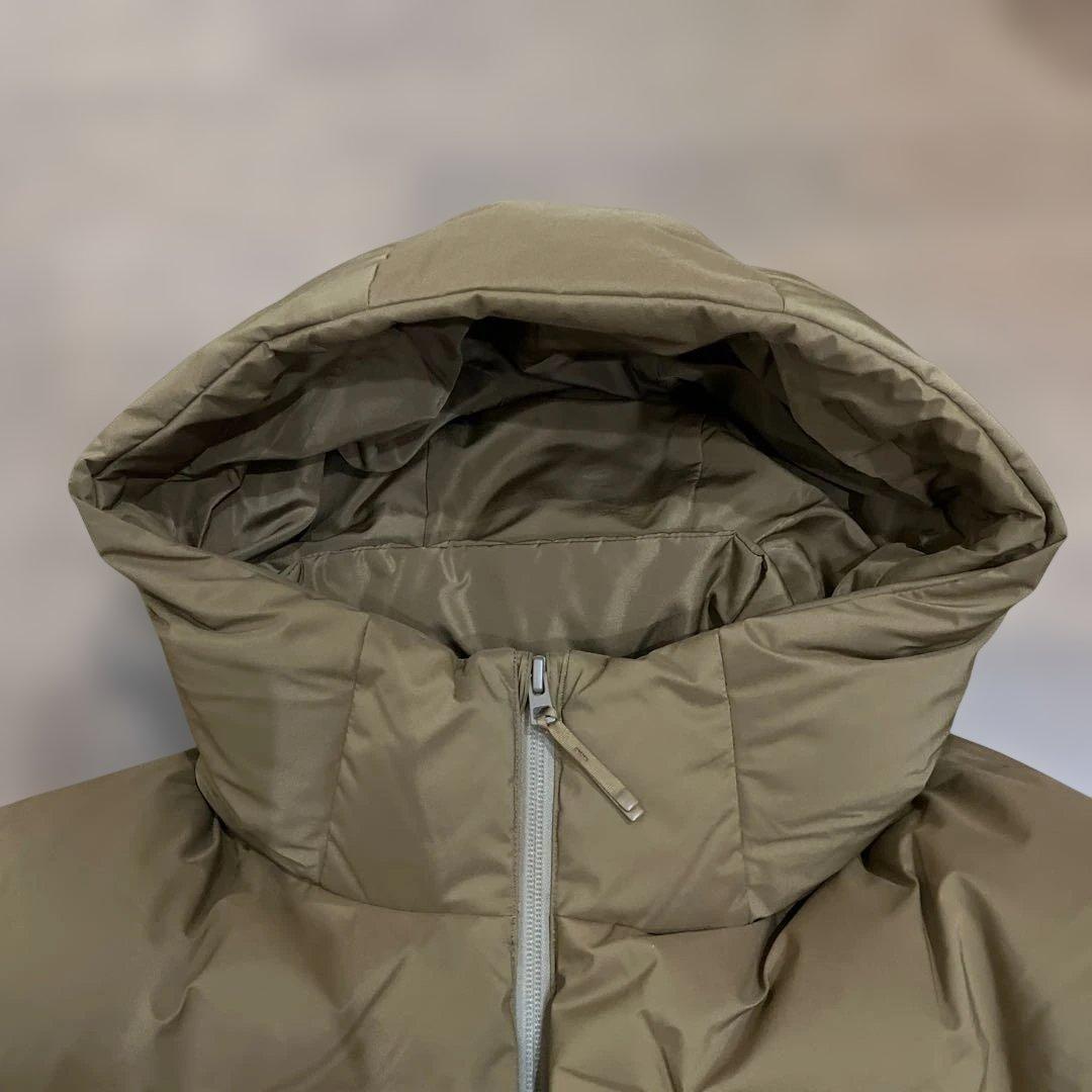 UNIQLO ユニクロ シームレスダウンパーカ