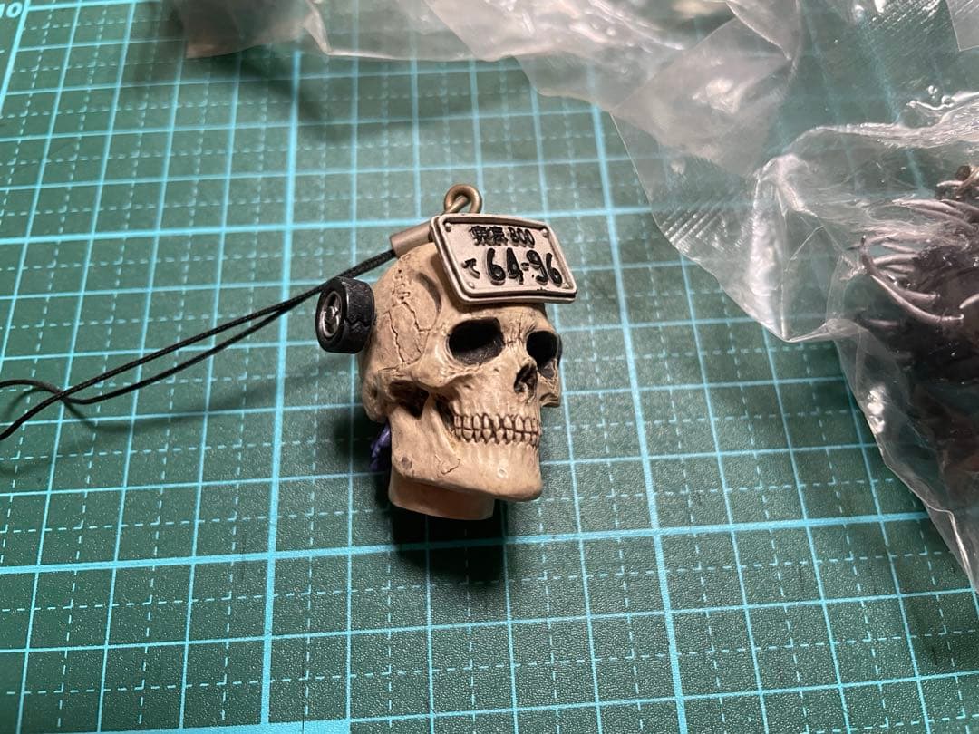 [値下げ可] ドロヘドロ ヘッドマスコットコレクション ストラップ