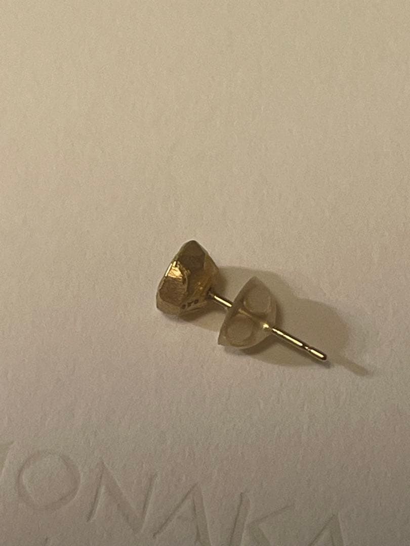 新品同様！MONAKA jwellery モナカジュエリー ポストピアス 片耳用