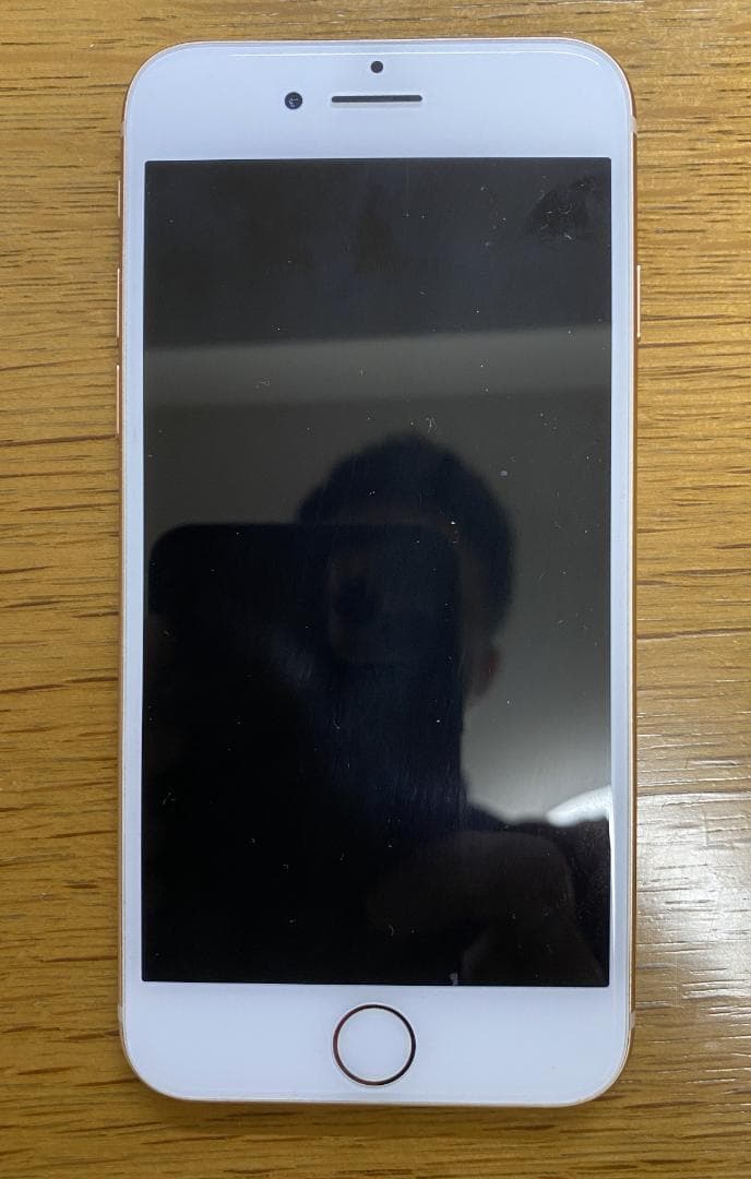 【早い者勝ち】iPhone 8 本体 美品