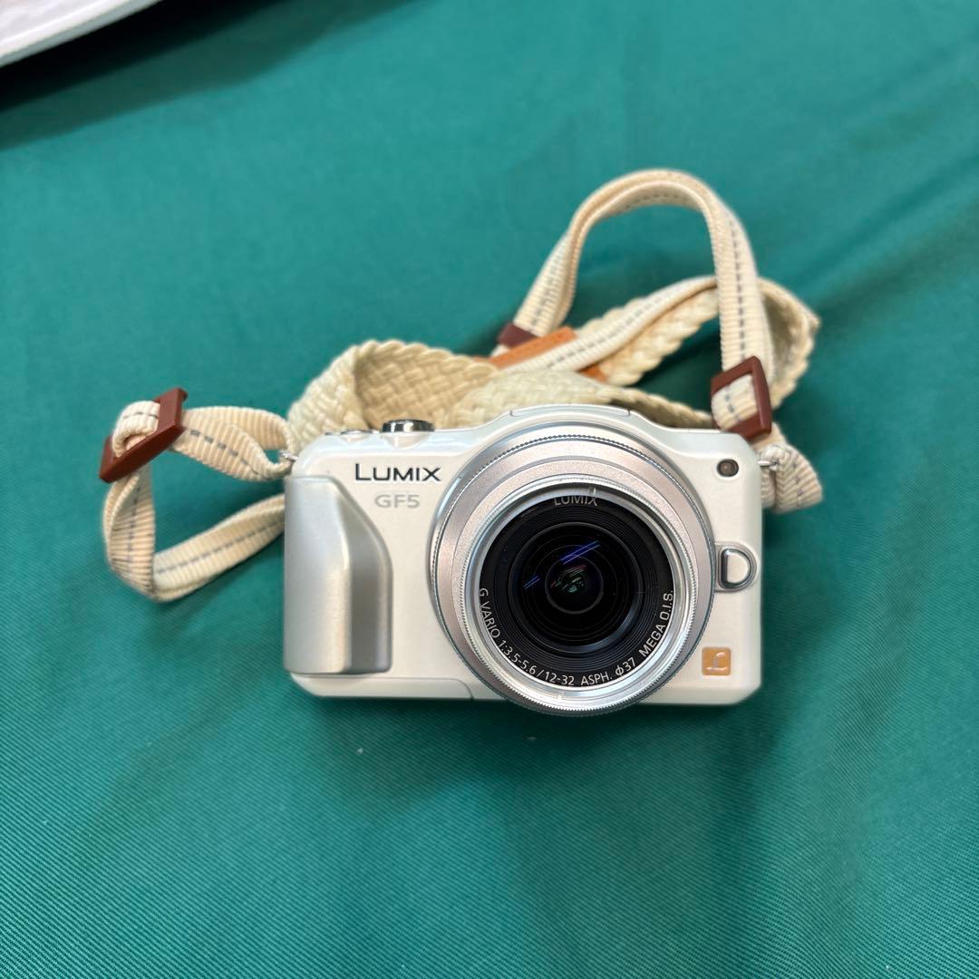 Panasonic DMC-GF5 ホワイト 12-32mm