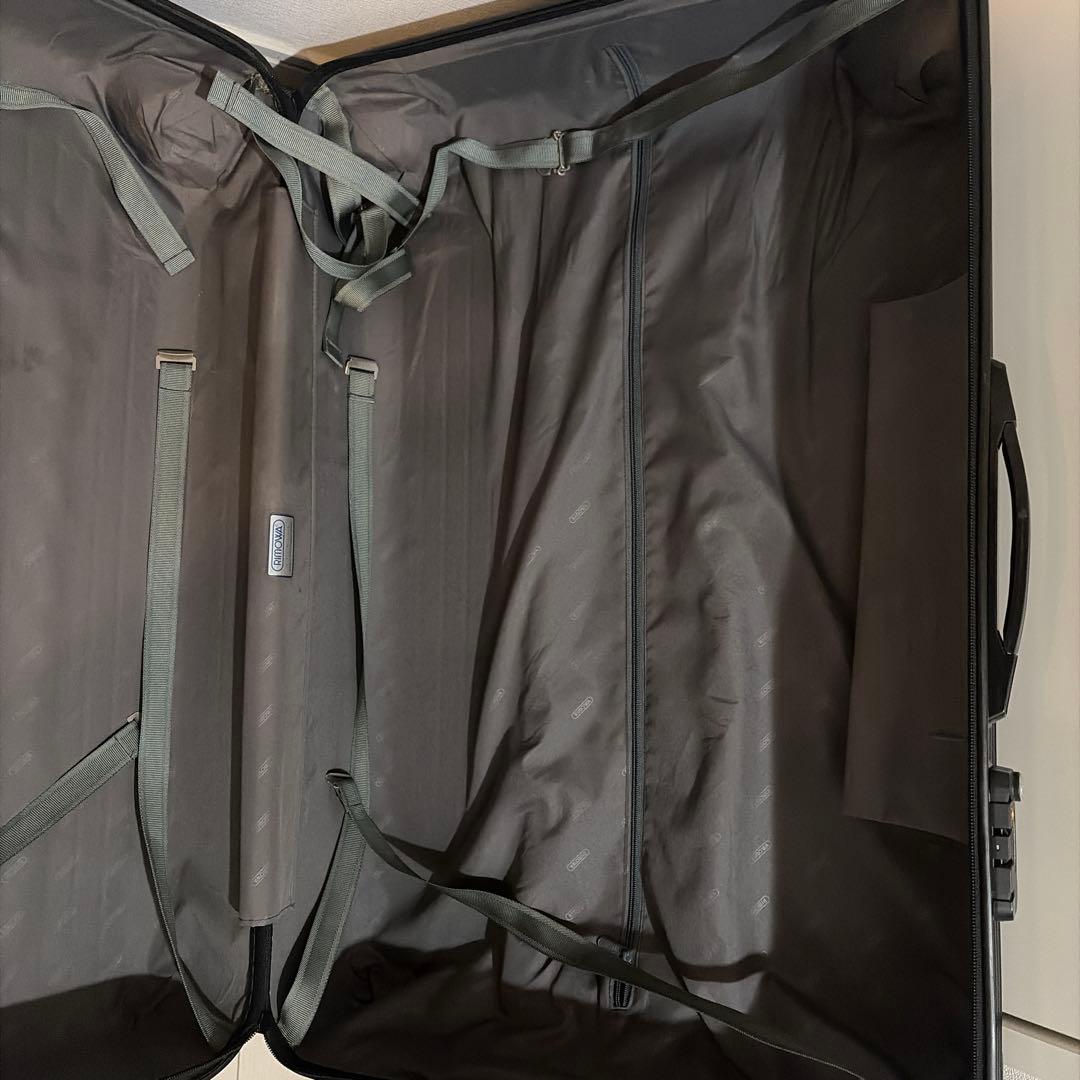 リモワ（TSAロック） 4輪 サルサ 871.77 ブラック 82cm/111L