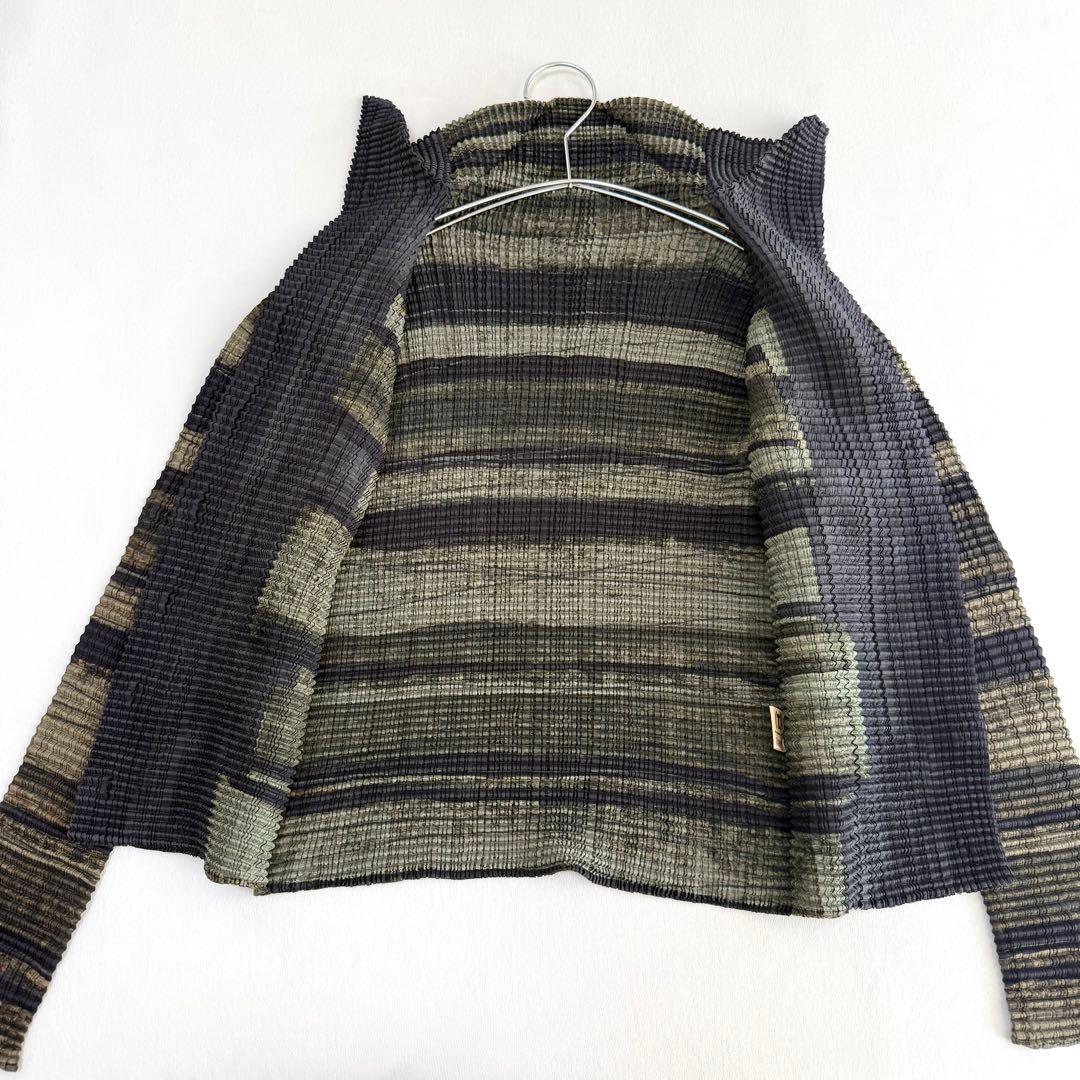 【イッセイミヤケ（T.）】プリーツ長袖シャツ（M）ブラック×カーキ　ブラウス