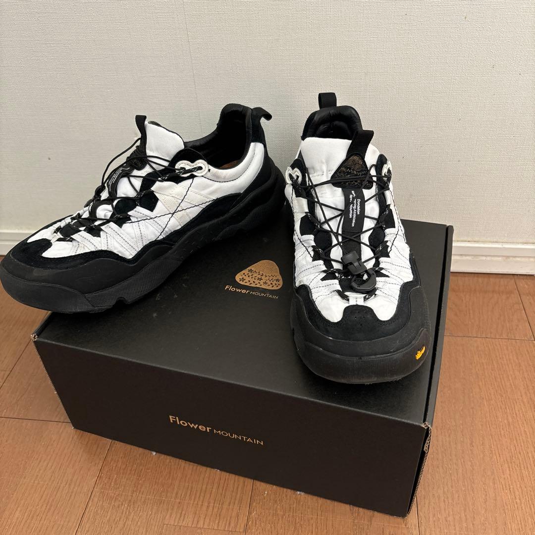 靴 Flower Mountain IWANO2 white/black 26.5