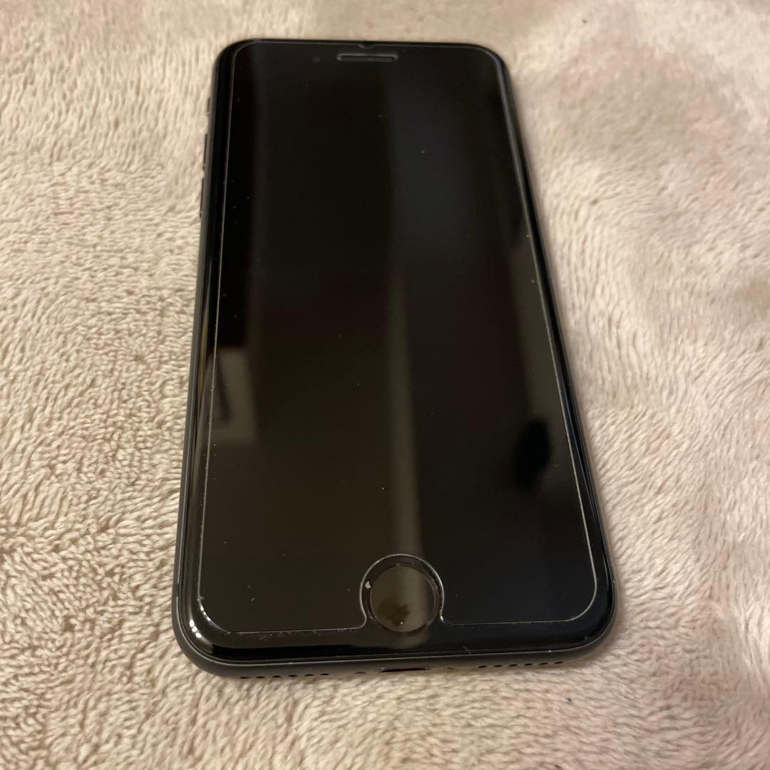 美品 Apple iPhone 8 64gb バッテリー100% SIMフリー