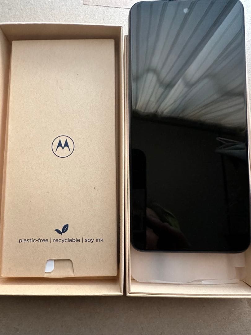 スマートフォン本体 moto g64y