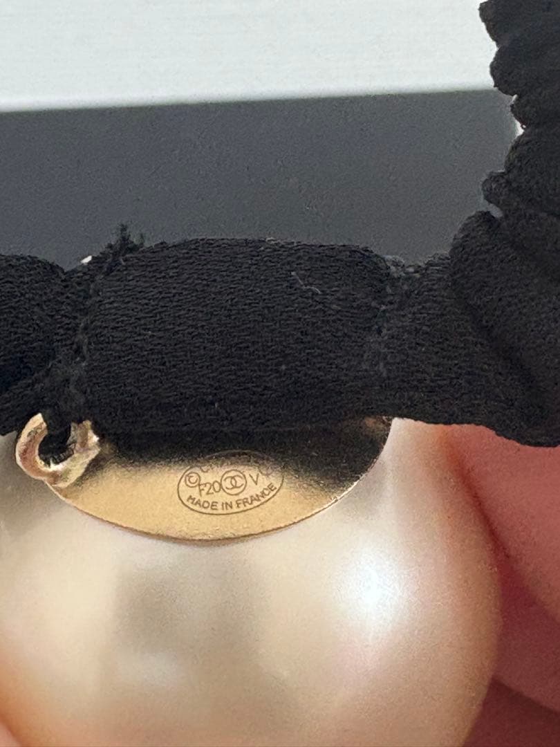 【未使用品】CHANEL シャネル パール CC ココマーク シュシュ