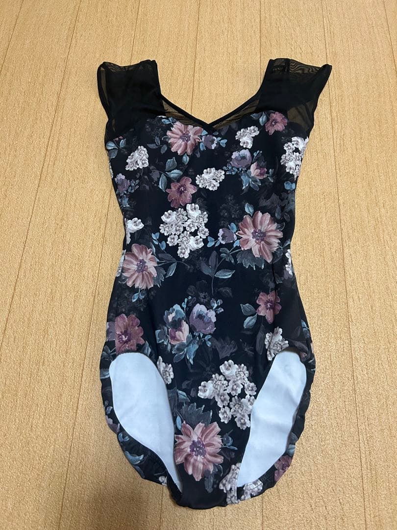 スティナ レオタード